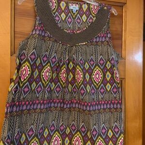 Izod Multicolor Geometric Pattern Top